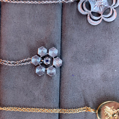 Snowflake pendant, blue sapphire