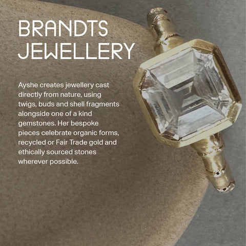 The Pearl Jewellery Showcase