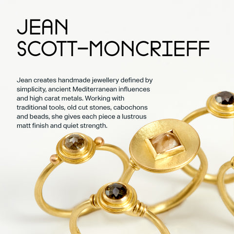 The Pearl Jewellery Showcase