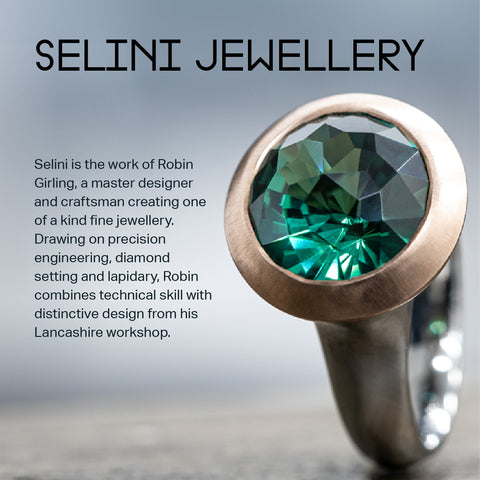 The Pearl Jewellery Showcase